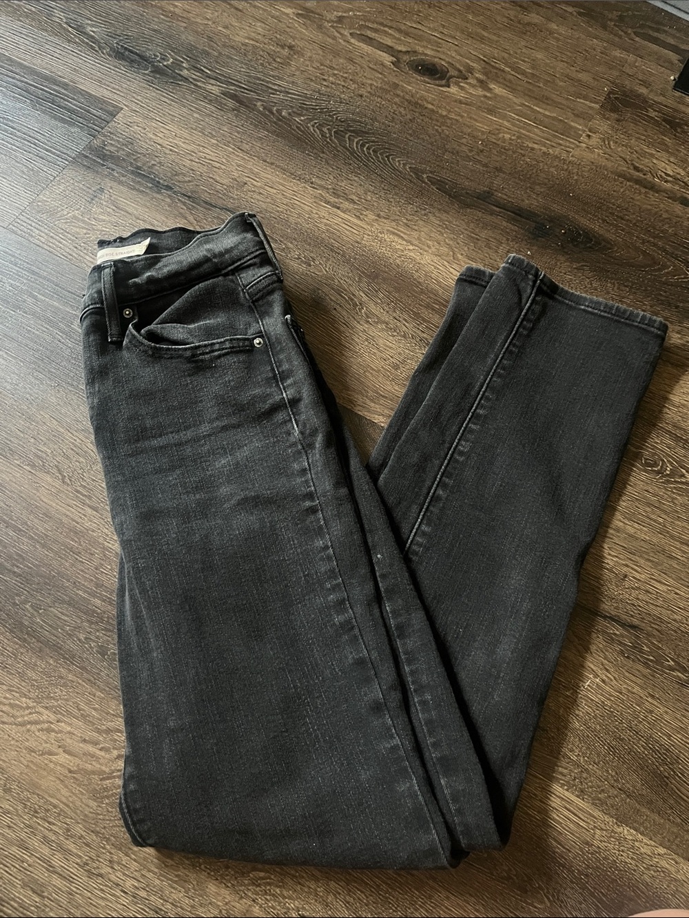 Levi's Women's Straight Leg Black Jeans
